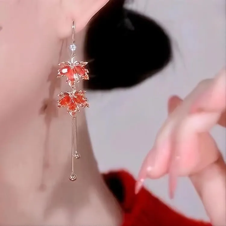 Chic Maple Leaf Chain Tassel Earrings