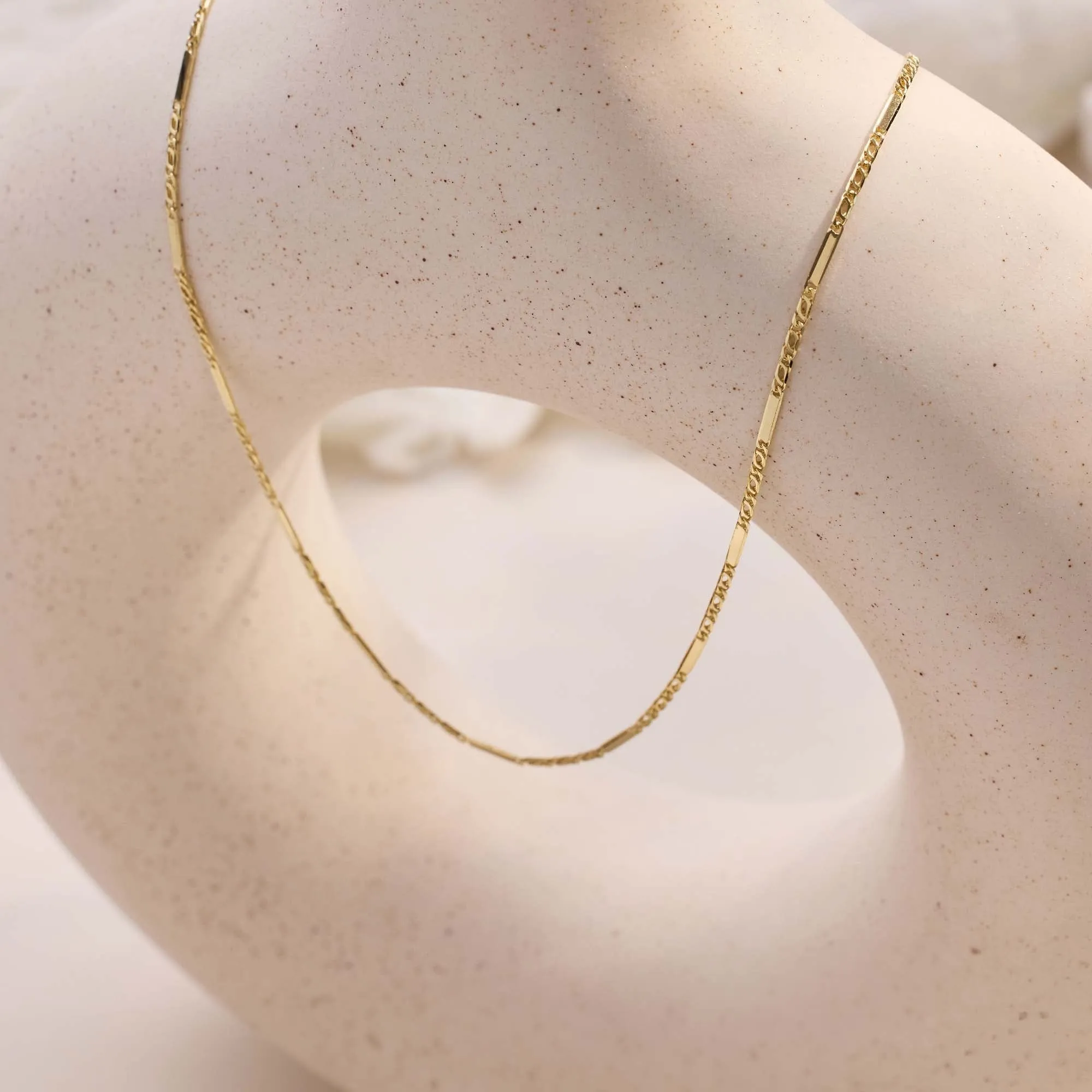 Rivoli Nina 14 karat gold necklace with royal link